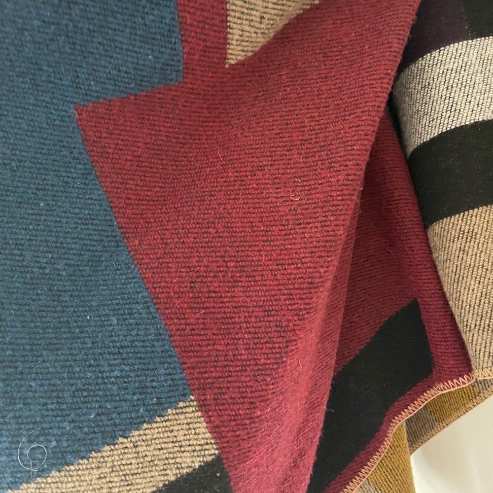 Geometric Color Block Wrap - Picture 4 of 4